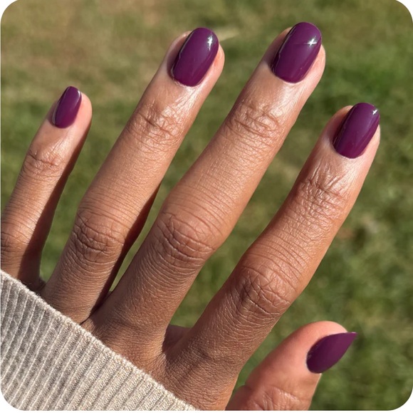 Olive and June - 2 pack glue on nails!!  Premium salon quality, unopened! - Picture 2 of 6